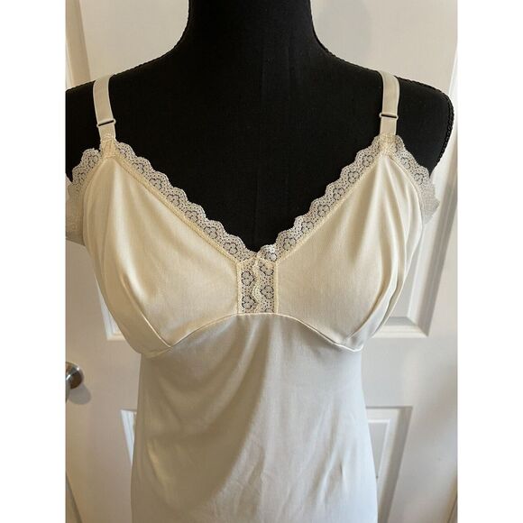 Vintage Shadowline Full Slip Nightgown Cottagecore Babydoll Dress 38 Tall USA - Picture 2 of 9